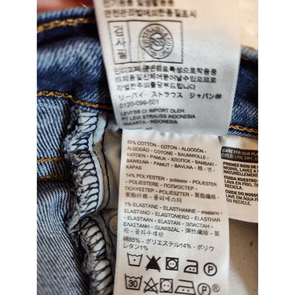 Levi Strauss & Co. Women's Blue Mid Rise Wedgie Ankle Straight Leg Jeans Size 28 - Picture 4 of 7